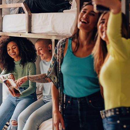 Bposhtels Charlotte Hostel Εξωτερικό φωτογραφία