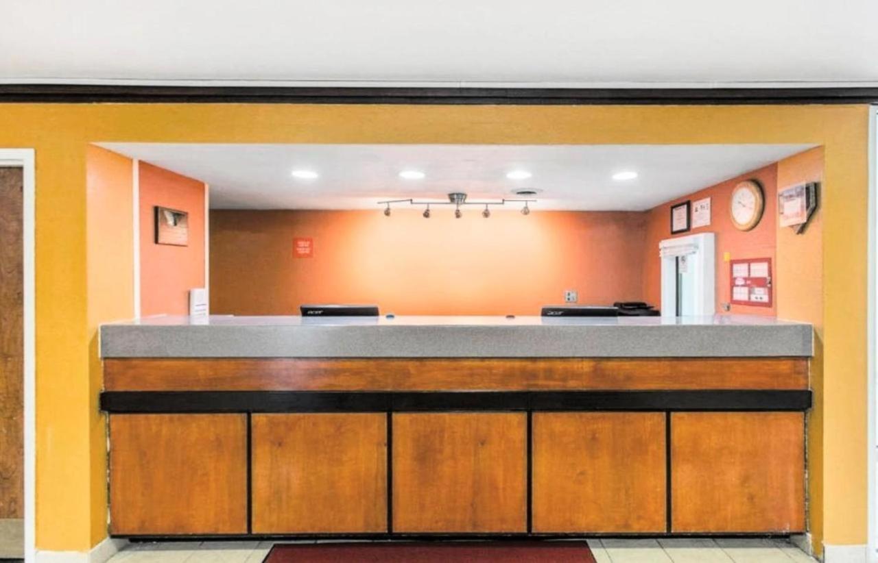 Bposhtels Charlotte Hostel Εξωτερικό φωτογραφία